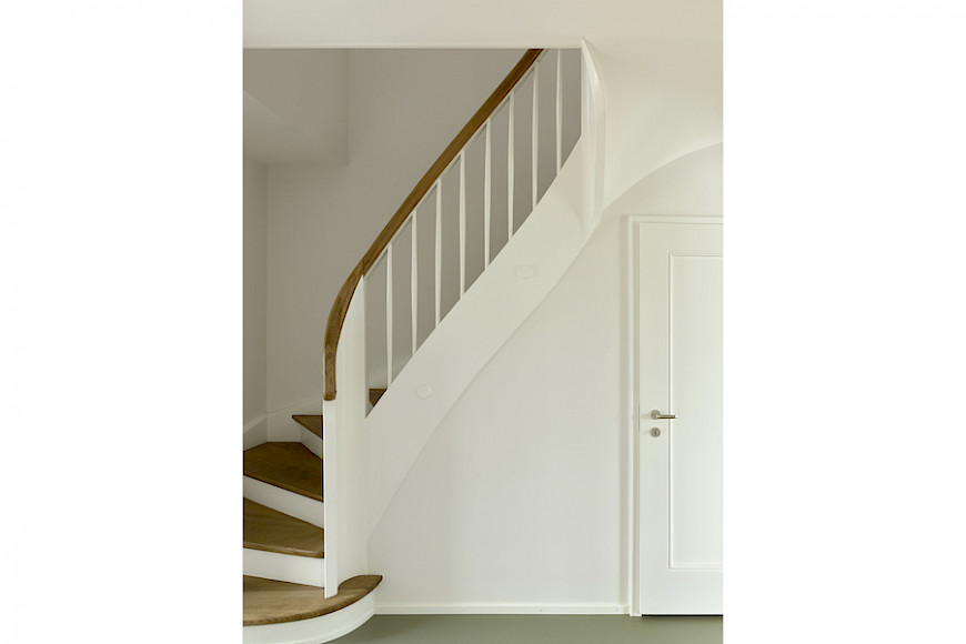 Umbau Reihenhaus Bruderholz Basel - Treppenaufgang